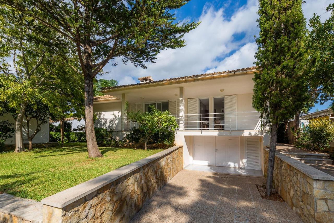 Francesc Chalet *